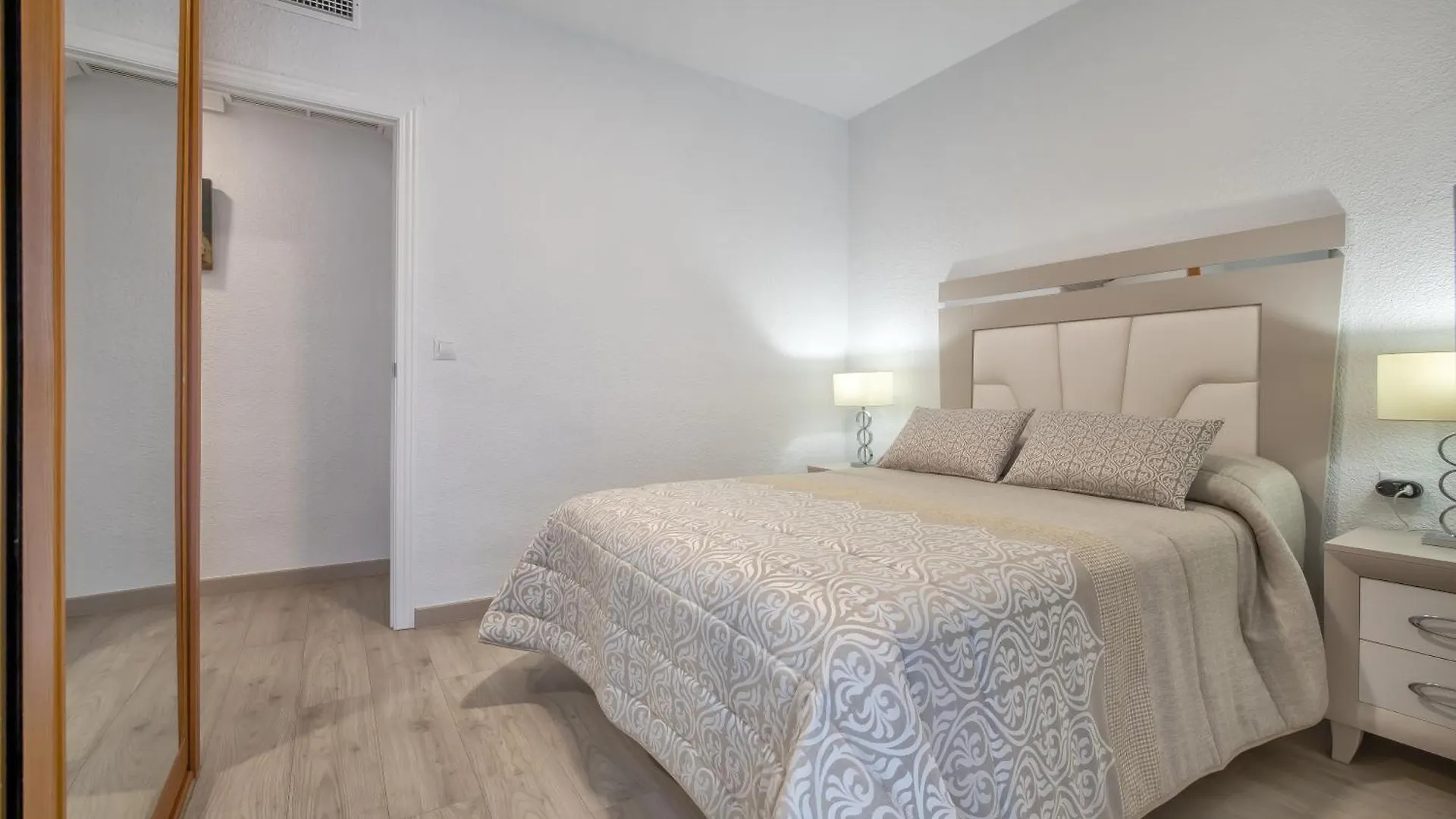 Apartment Apto Vallellano Junto Al Casco Historico & Parking Incluido Cordoba